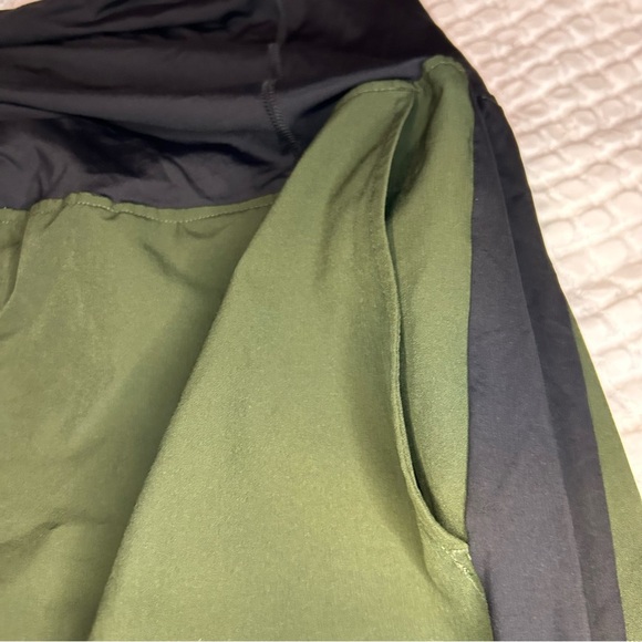 Isabel Maternity by Ingrid & Isabel Olive Green Jogger Pants XL - Picture 5 of 8